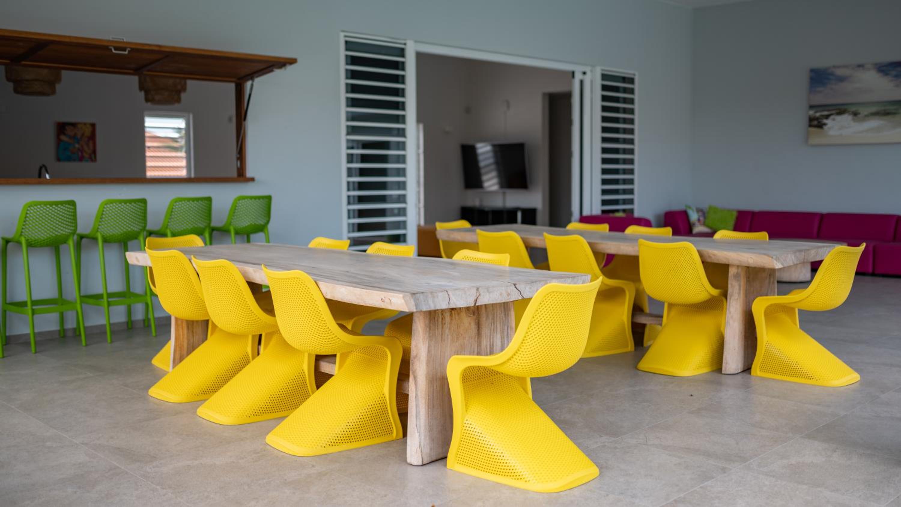 Villa La Familia Retreat by Droomvilla