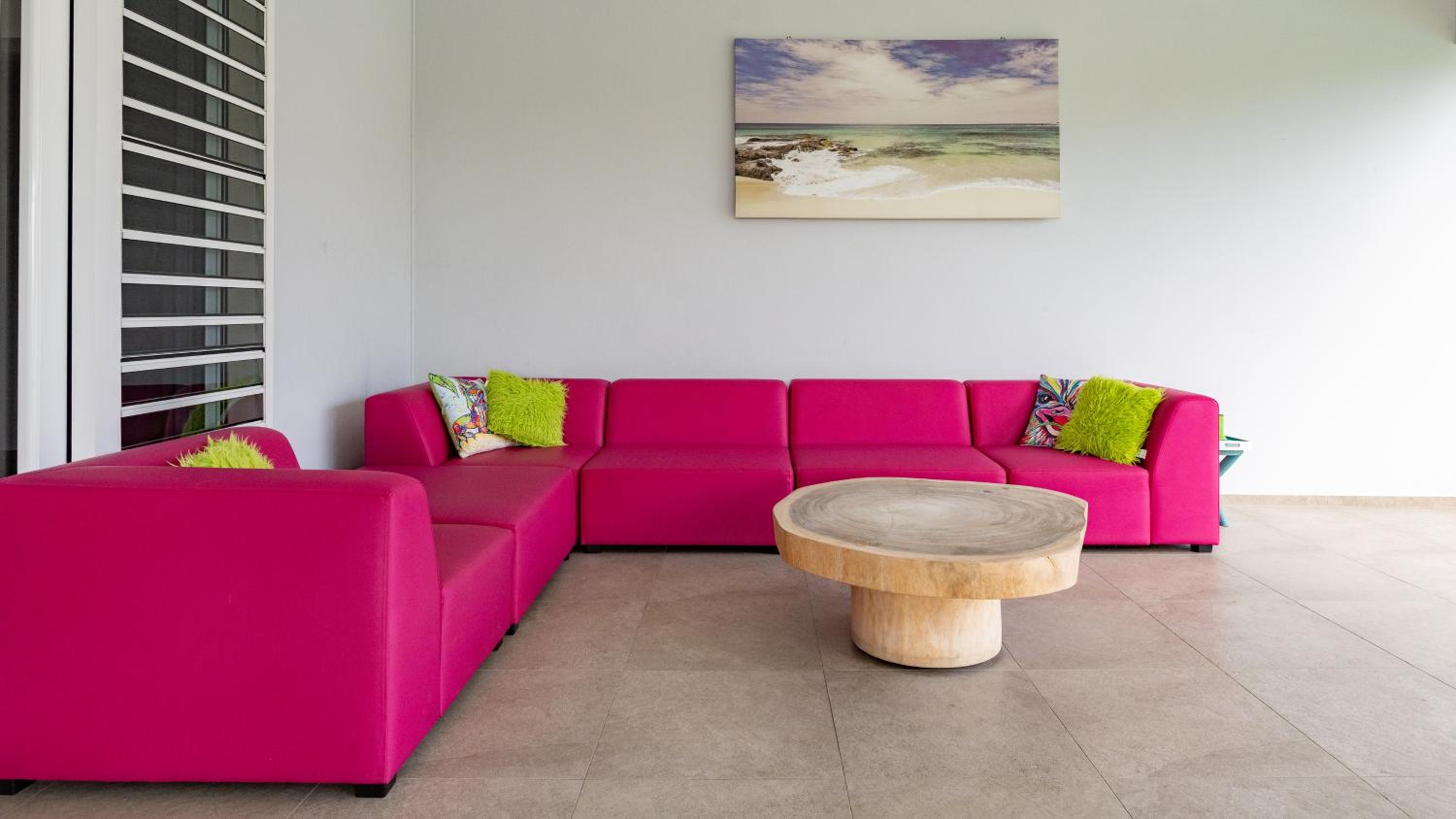 Villa La Familia Retreat by Droomvilla