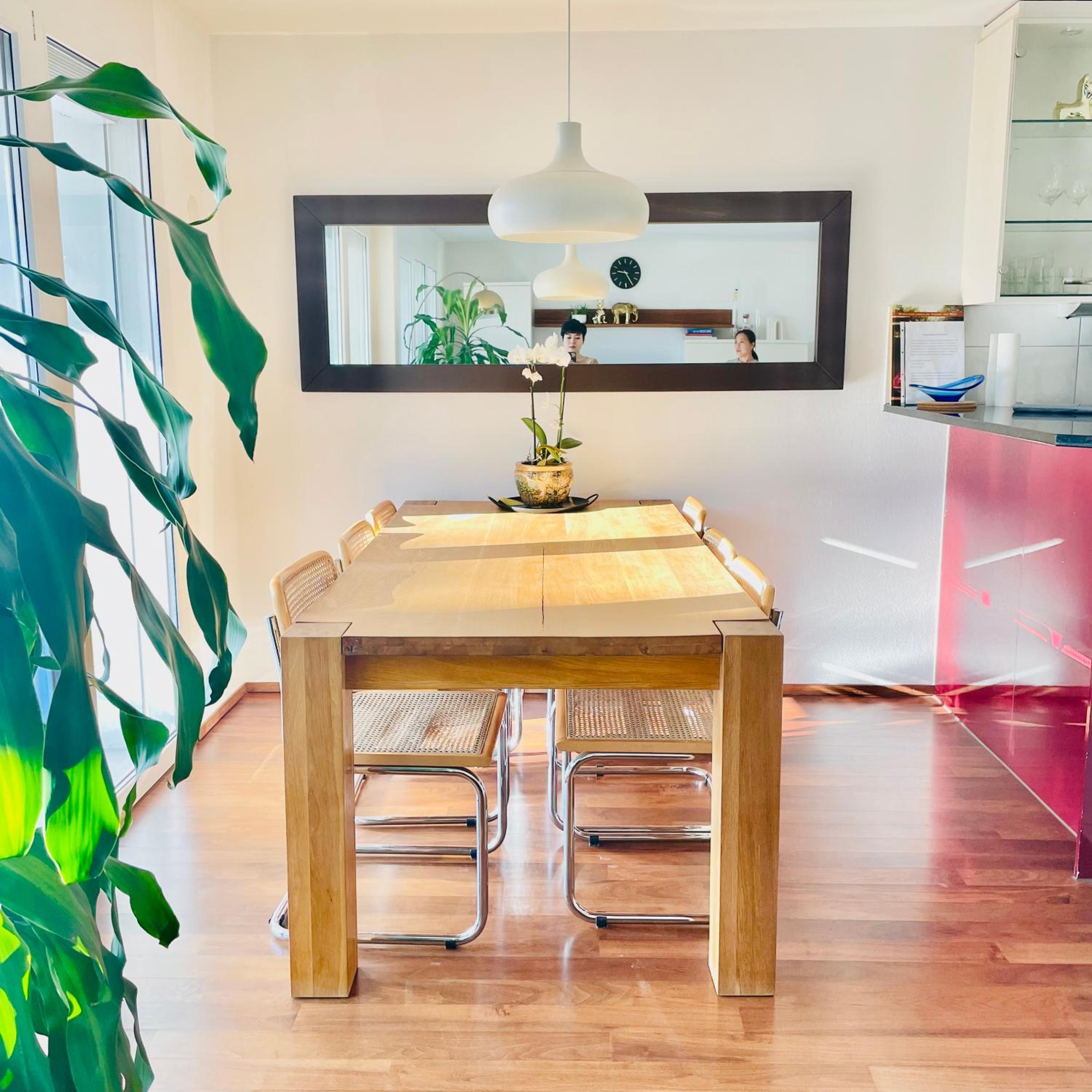 4,5-Zimmer-Wohnung mit guter Verkehrsanbindung