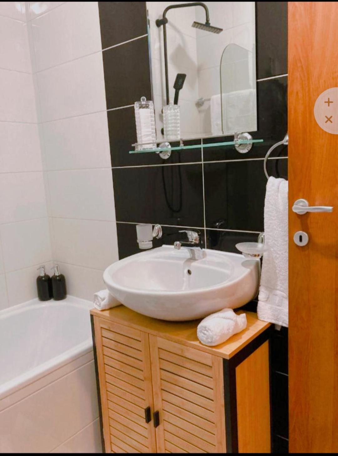 Alacaster apartment with PRIVATE PARKING