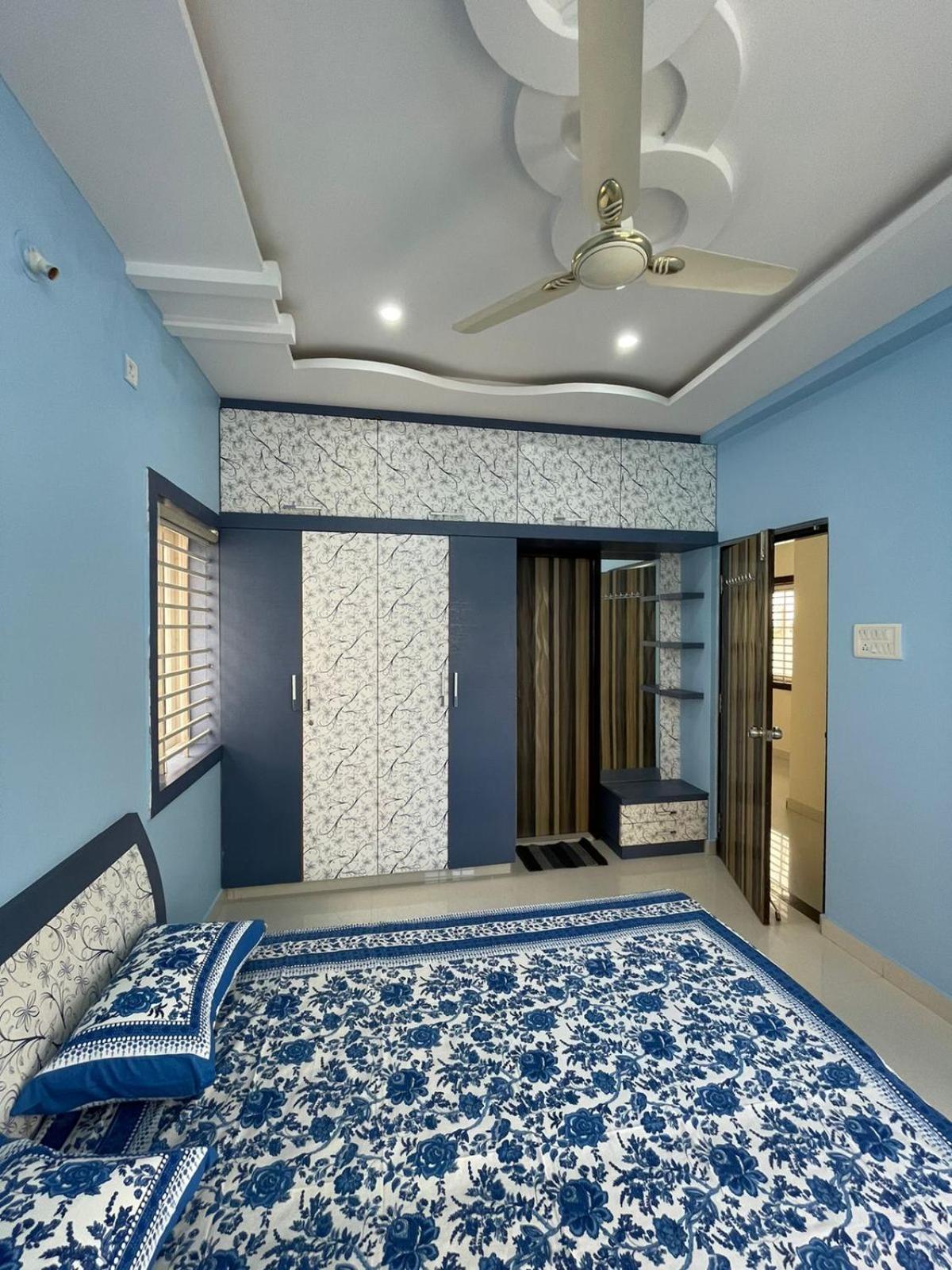 Kutir Stay