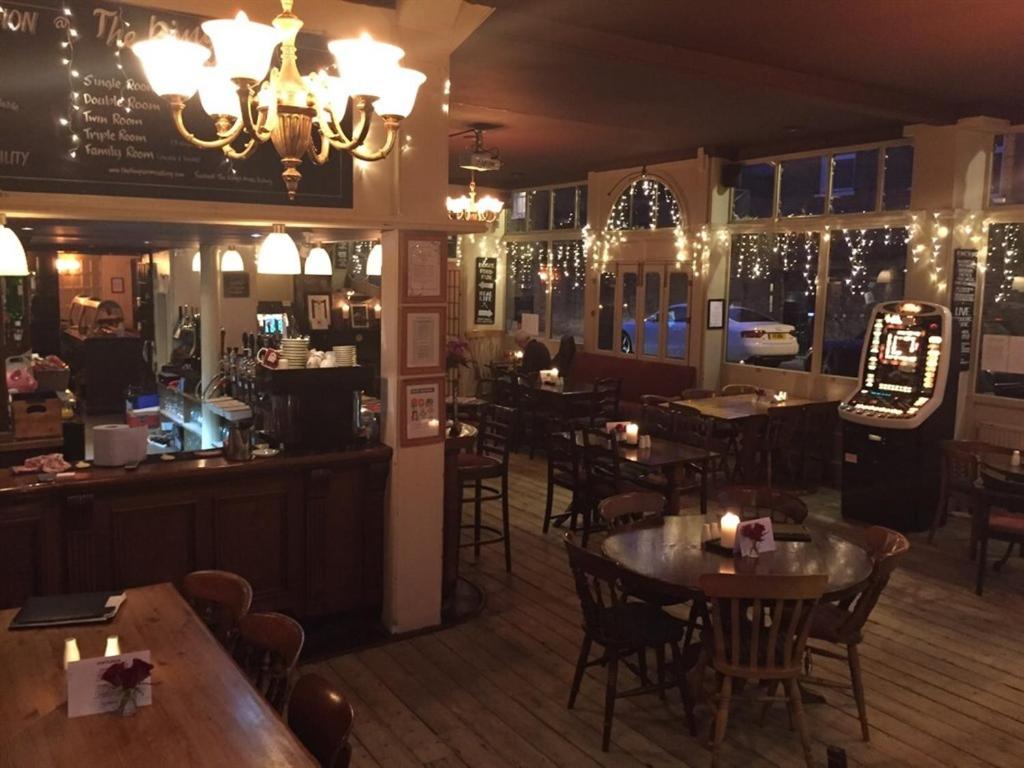 restaurant
