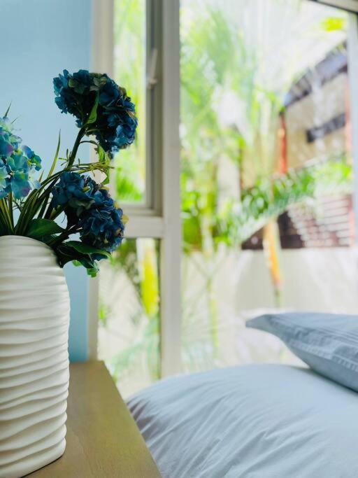 Modern Comfort - Spacious 2BR in Walled City