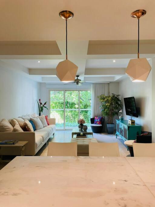 Modern Comfort - Spacious 2BR in Walled City