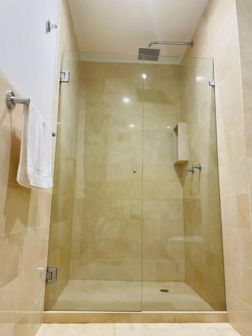 Modern Comfort - Spacious 2BR in Walled City