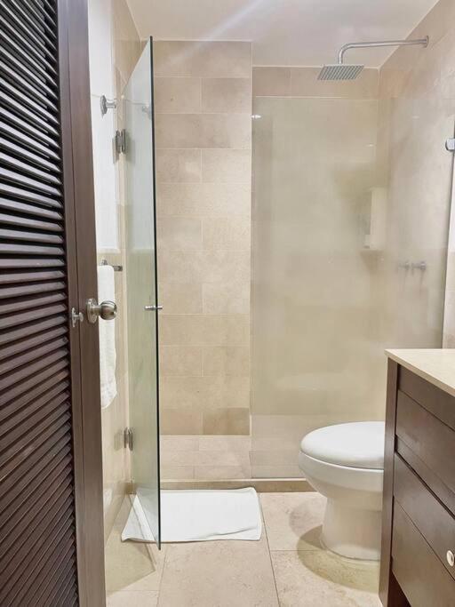 Modern Comfort - Spacious 2BR in Walled City