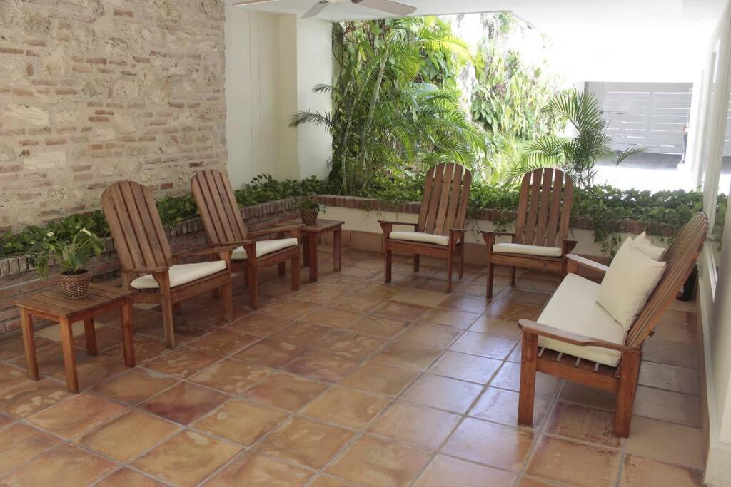 Modern Comfort - Spacious 2BR in Walled City