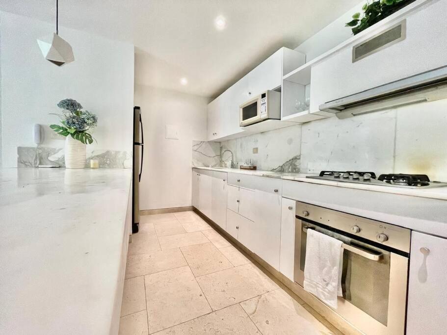 Modern Comfort - Spacious 2BR in Walled City