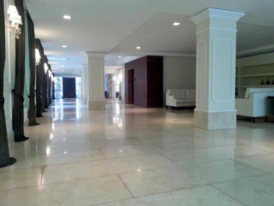 Modern Comfort - Spacious 2BR in Walled City