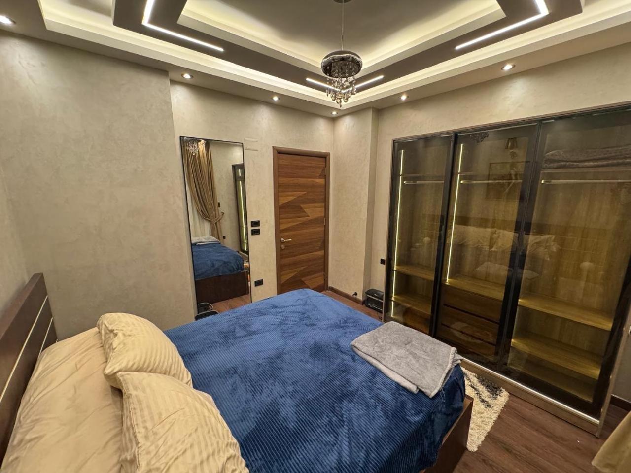 Luxury furnished apartment for daily rent