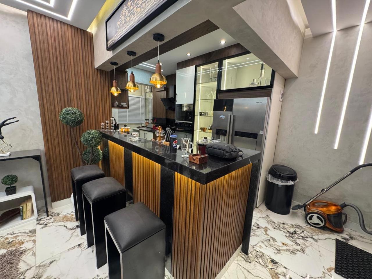 Luxury furnished apartment for daily rent