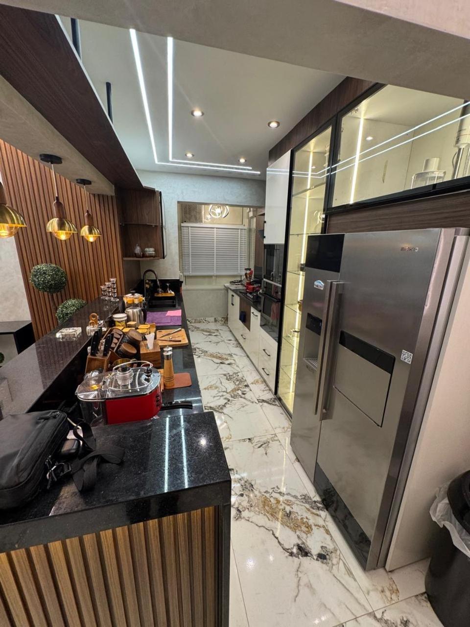 Luxury furnished apartment for daily rent