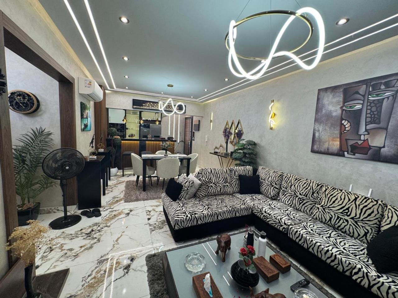 Luxury furnished apartment for daily rent