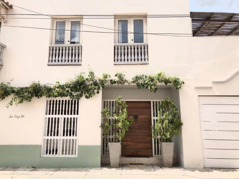 Modern Comfort - Spacious 2BR in Walled City