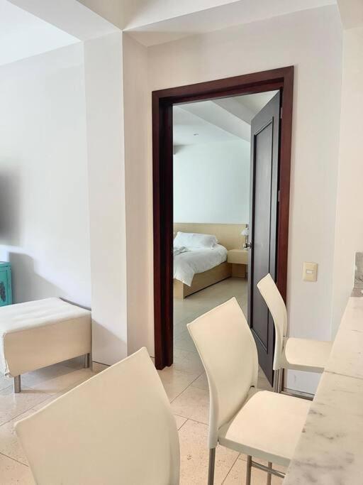 Modern Comfort - Spacious 2BR in Walled City