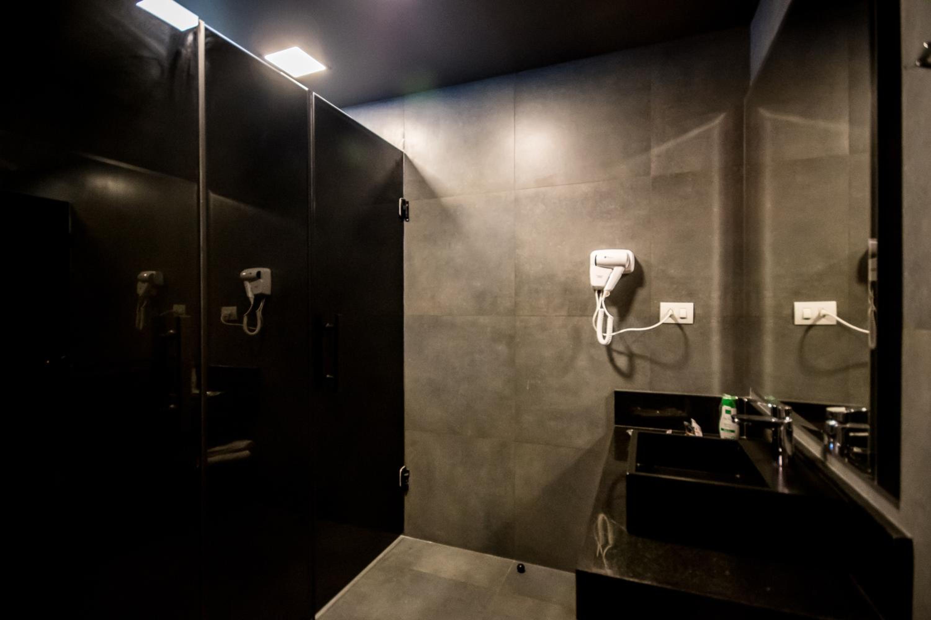 Opium Motel (Adult Only)