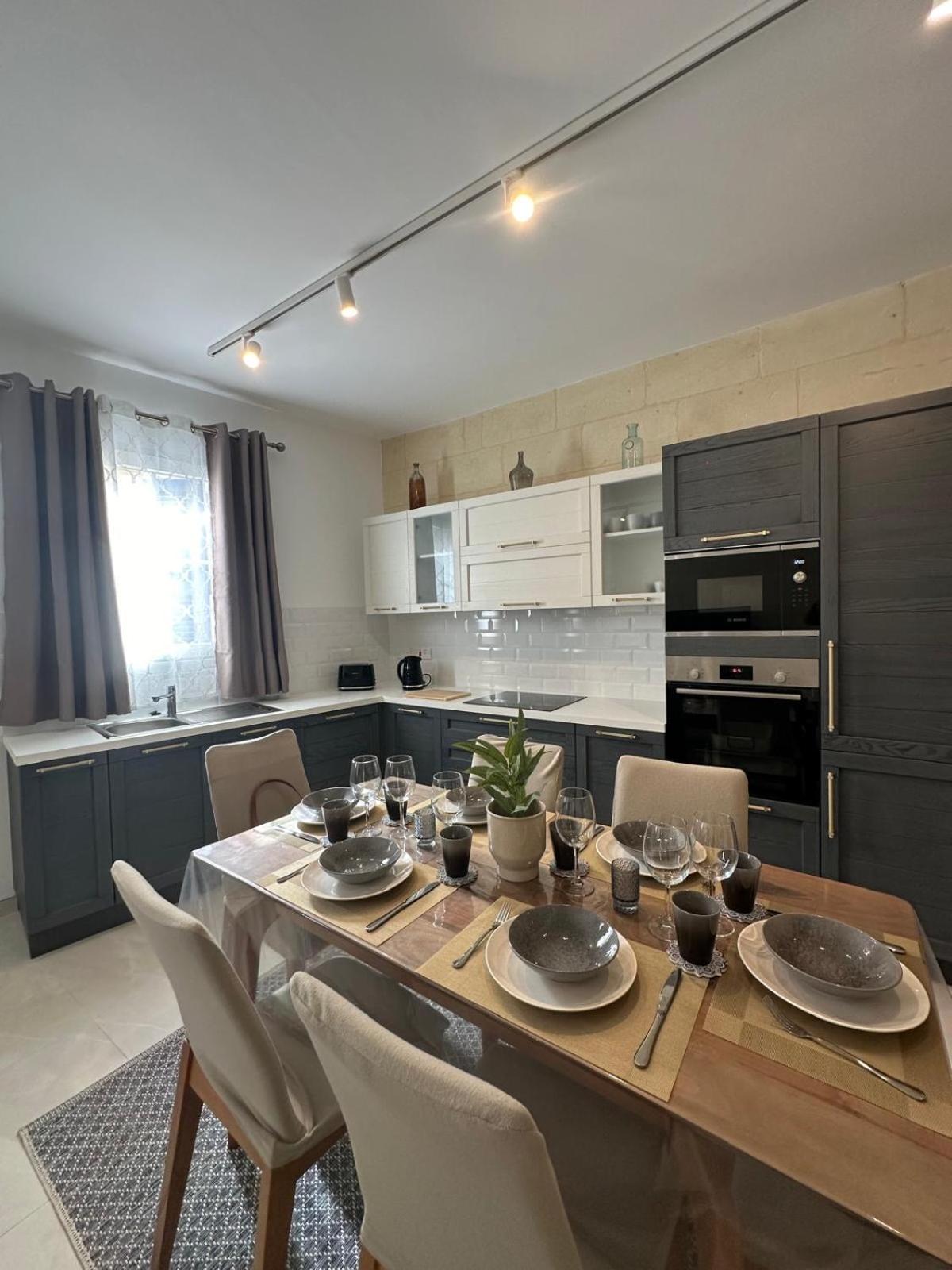 Perfect Gozo Escape, It Has It All view 5