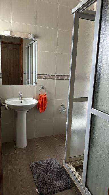 Rorot lush 2 bdrm Riverside view 5