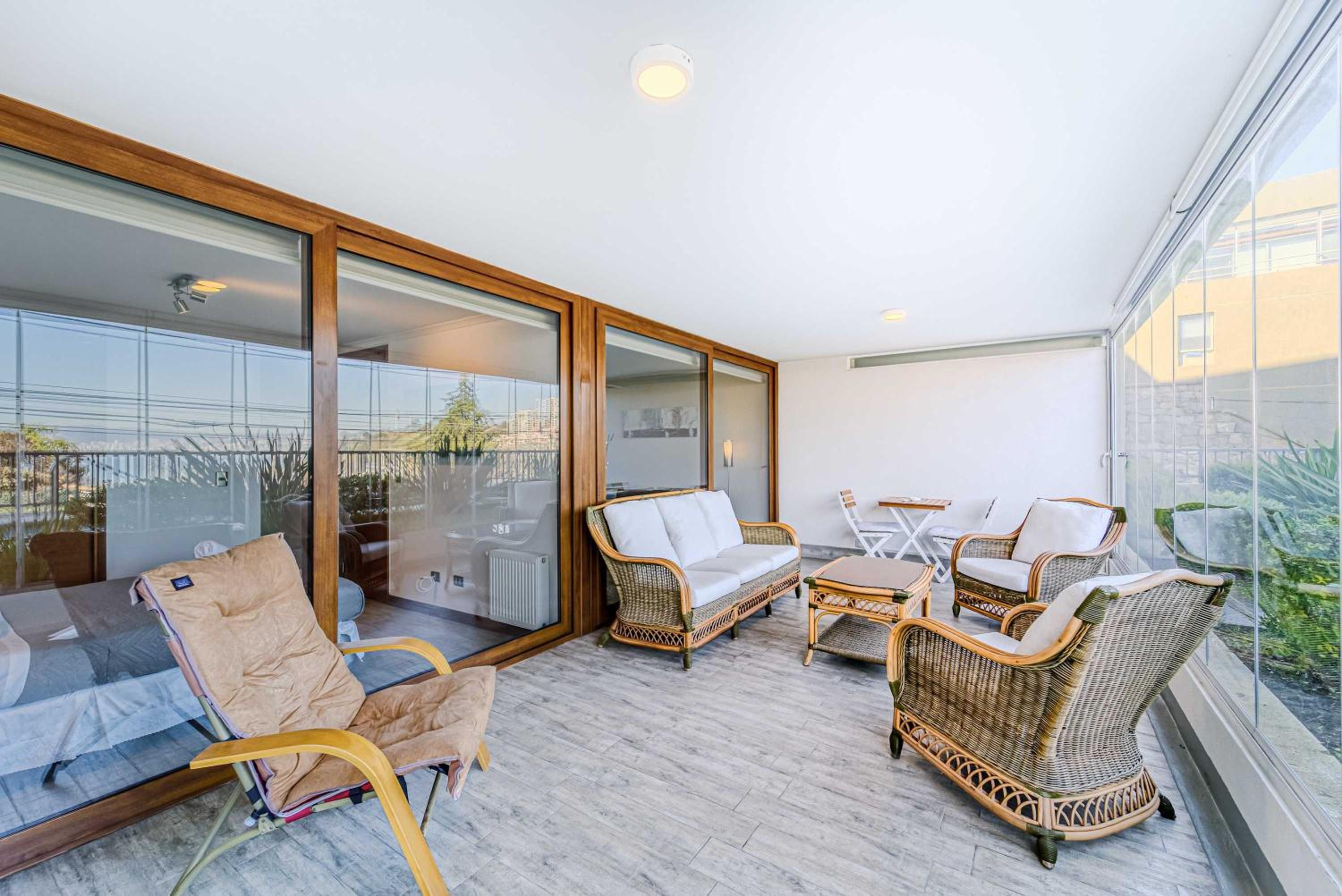 Renaca Sunset 1D & Private Terrace
