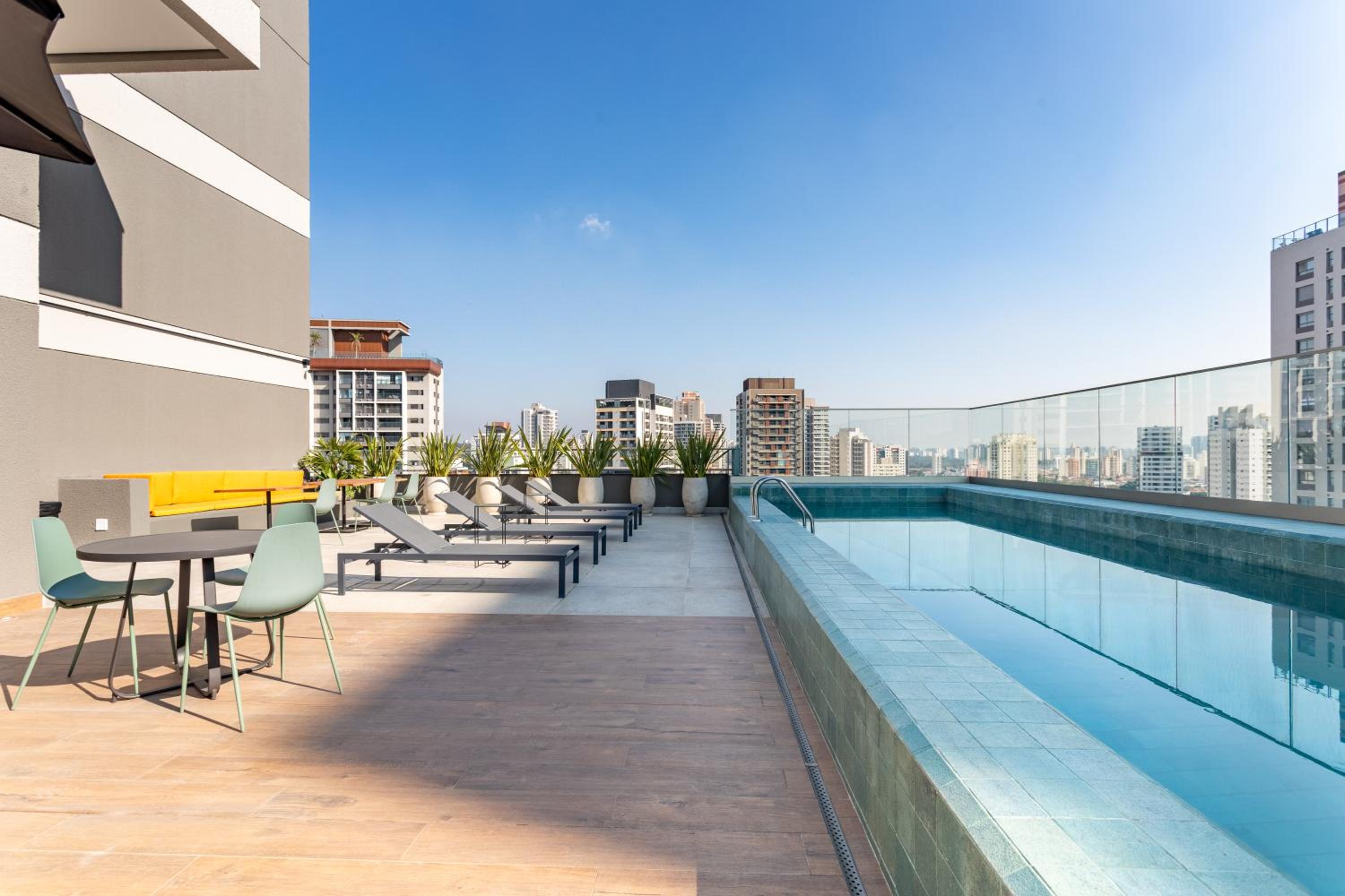 Studio novo Brooklin com Piscina no Rooftop