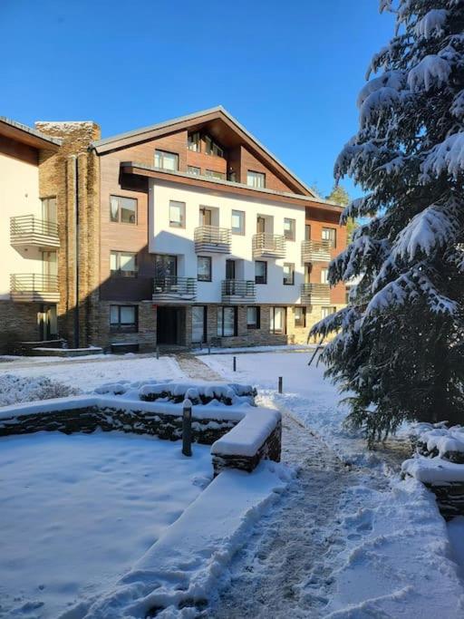 Exquisite Euphoria apartment for 4 Guests in Borovets Ski Resort