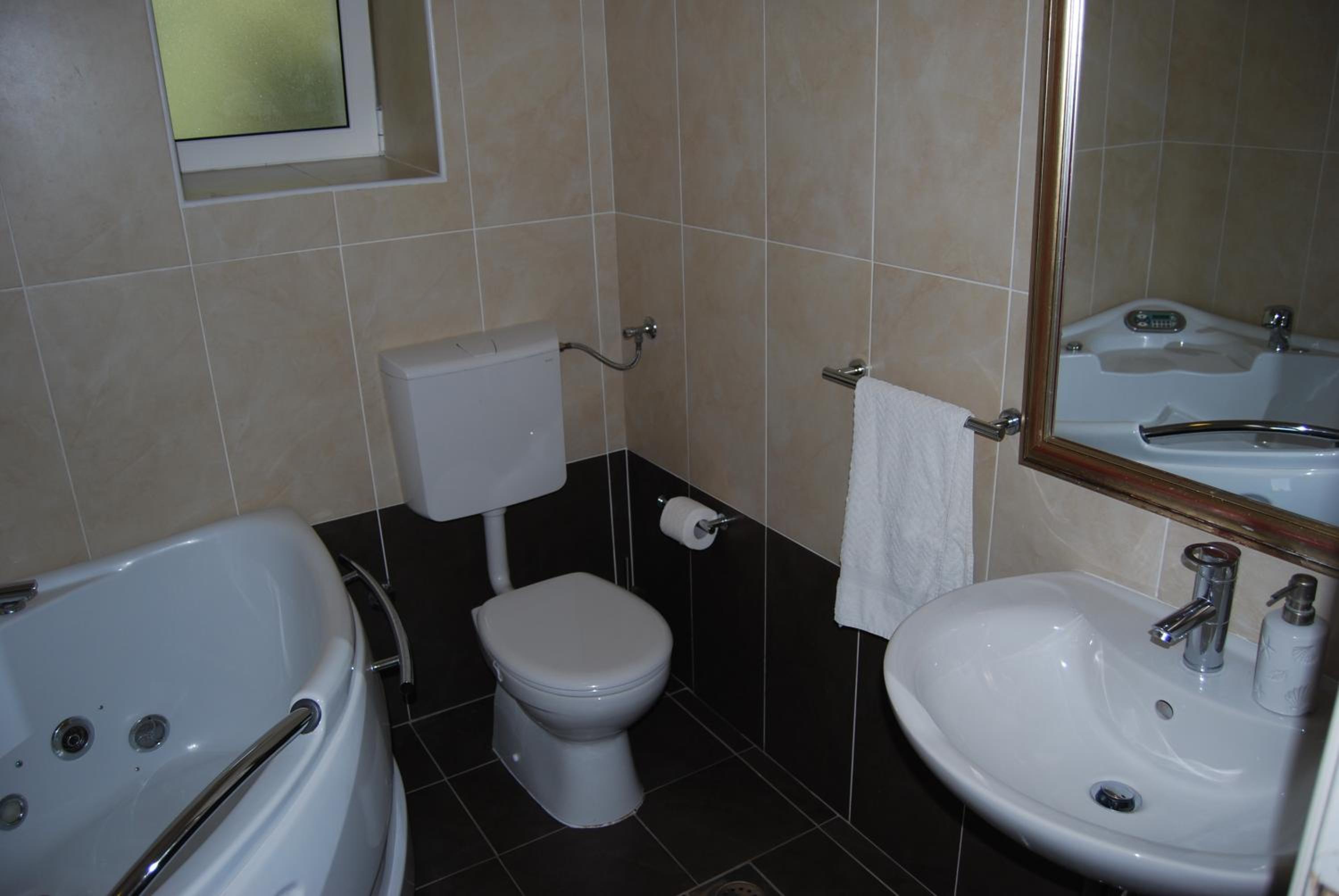 Photo 50