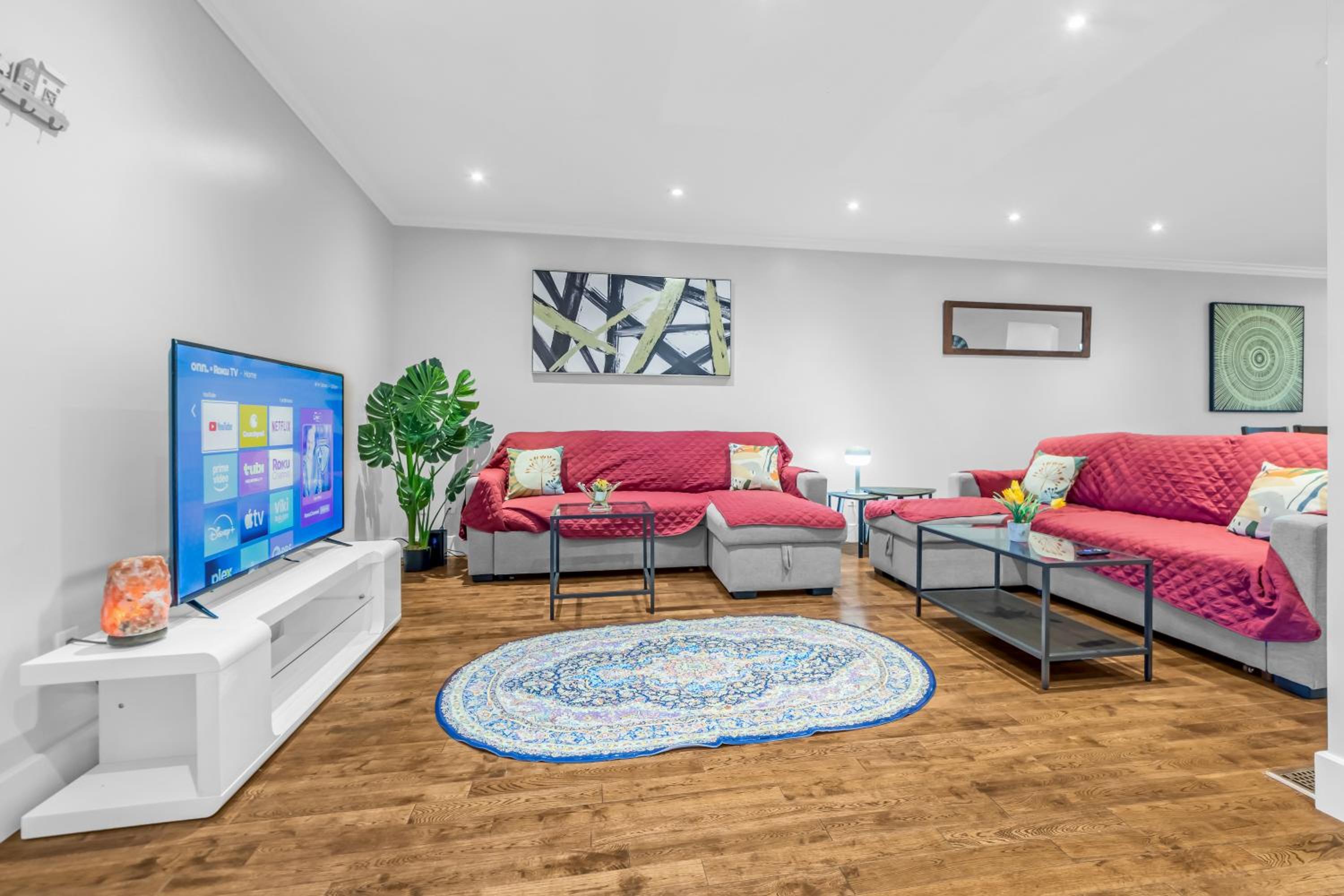 Amazing 3-Bedrooms in Rosemont - Montreal