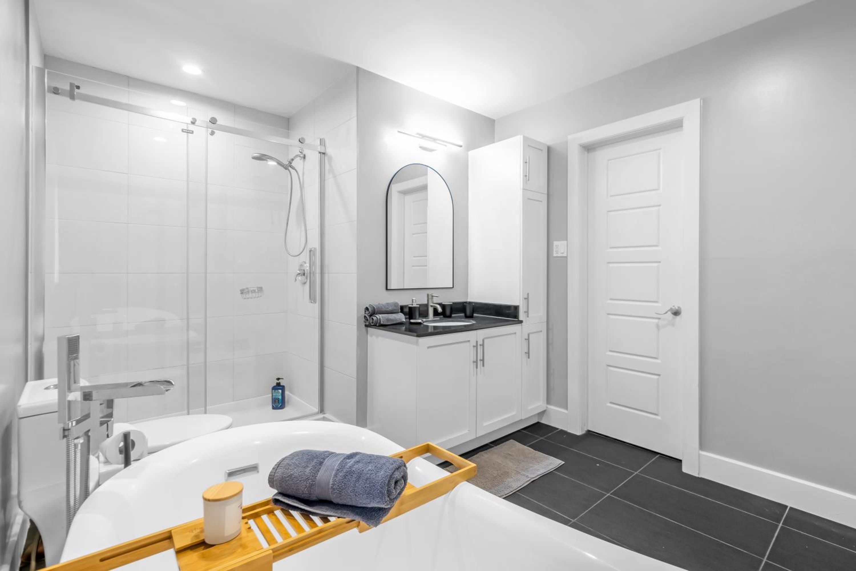 Amazing 3-Bedrooms in Rosemont - Montreal