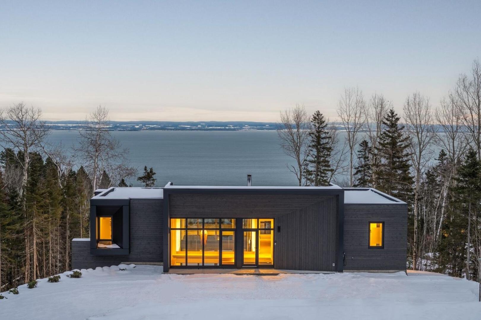 Le Ruisseau: luxurious villa in Charlevoix.