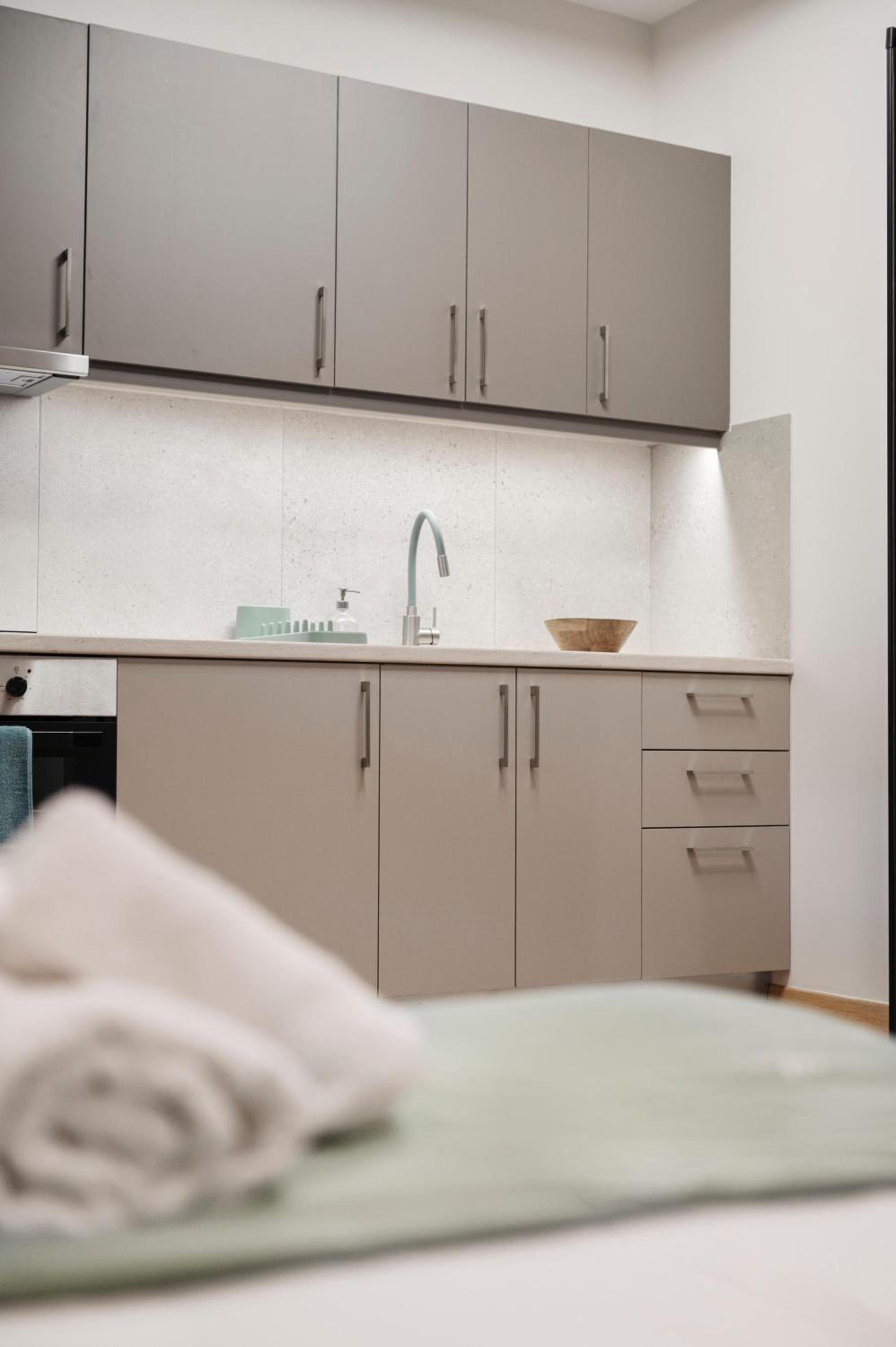 Oculus Kolonos Suites by Live&Travel