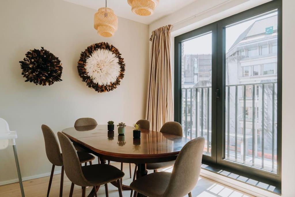 2 bedroom apartment and private parking in Liège center