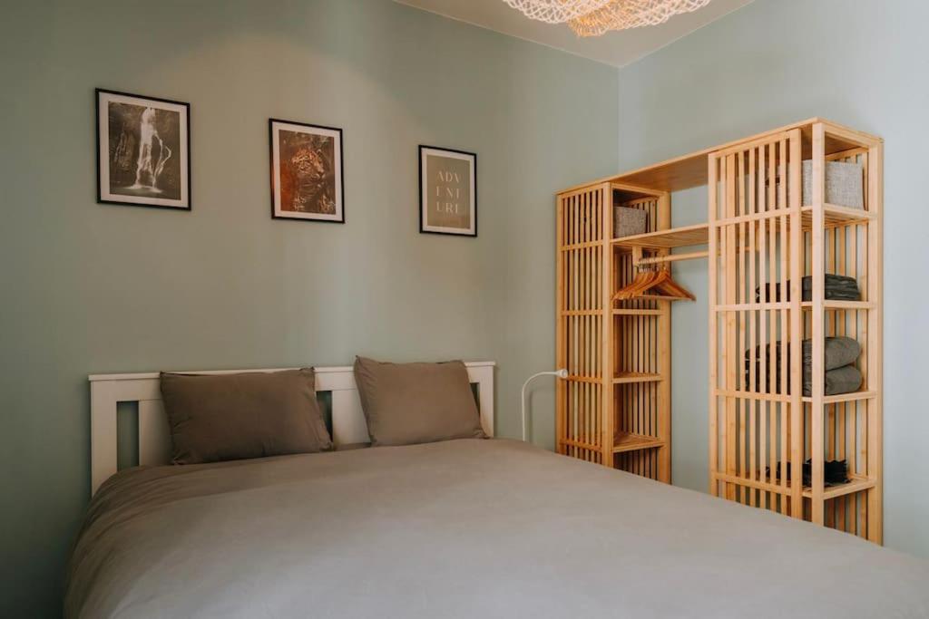 2 bedroom apartment and private parking in Liège center