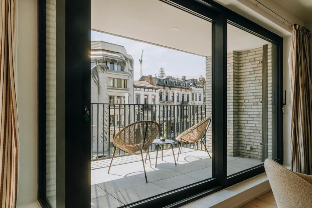 2 bedroom apartment and private parking in Liège center