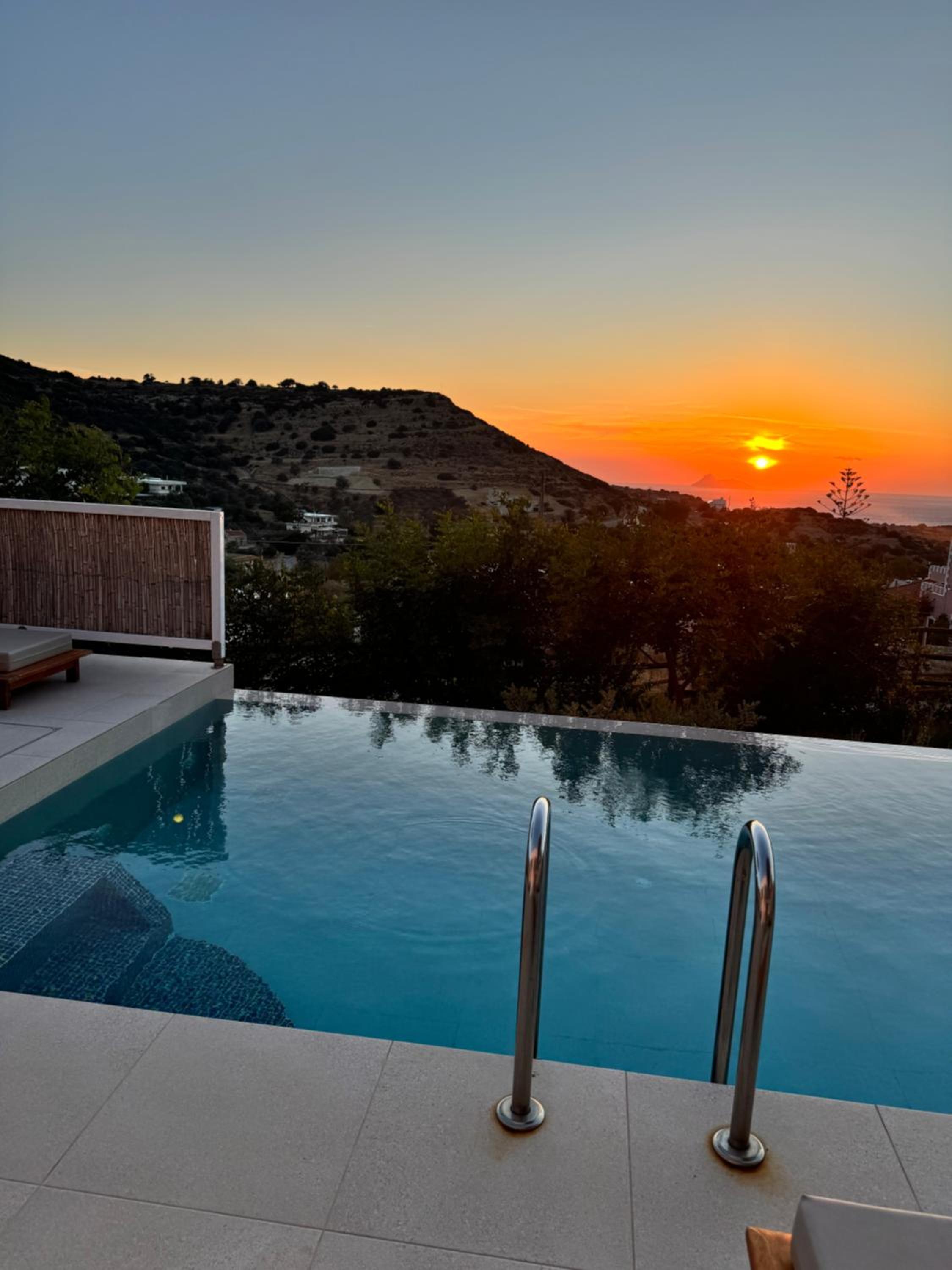 Kommosunset Villas