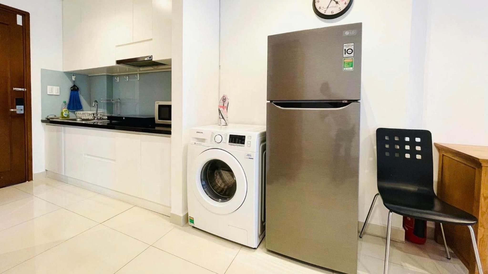 LeeVy Homestay Sky Center