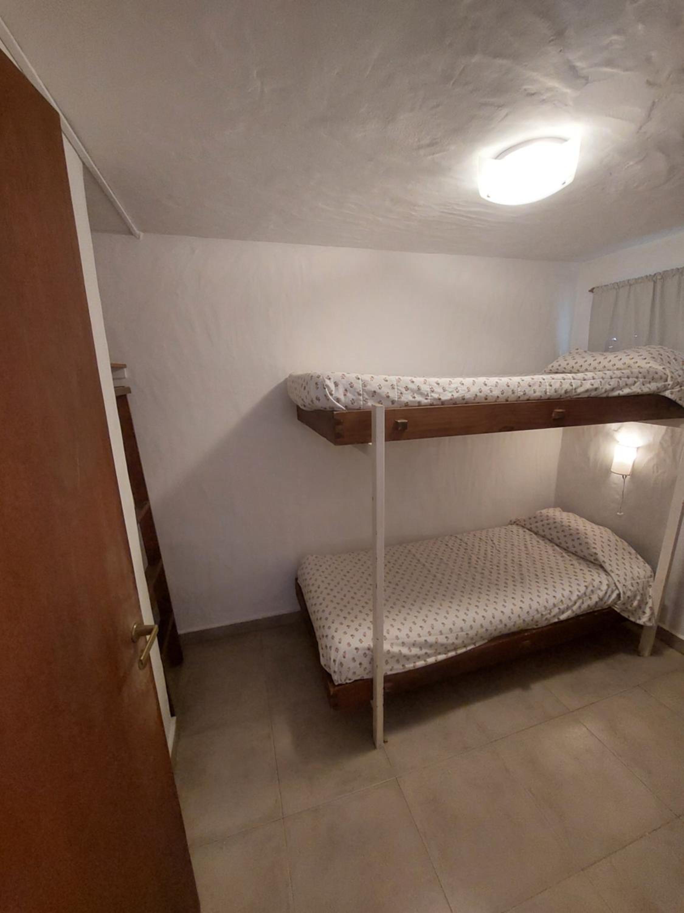 Monserrat Bungalows Con pileta y parrilla
