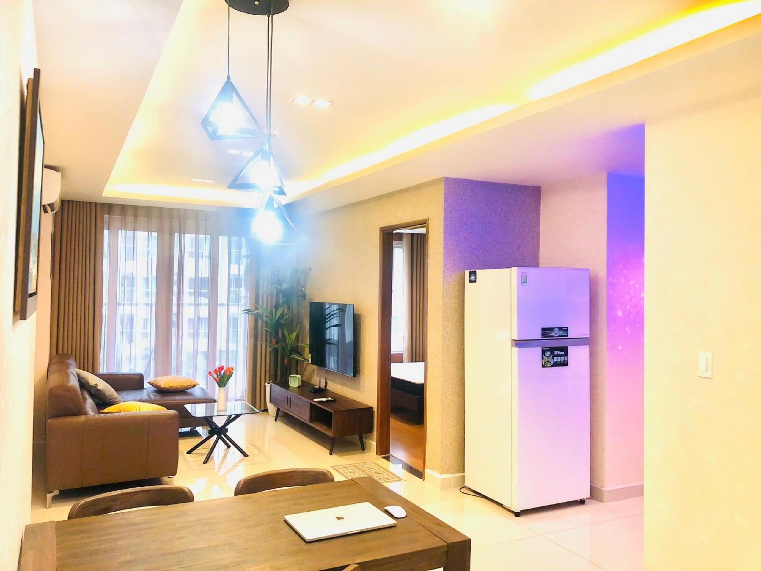 LeeVy Homestay Sky Center