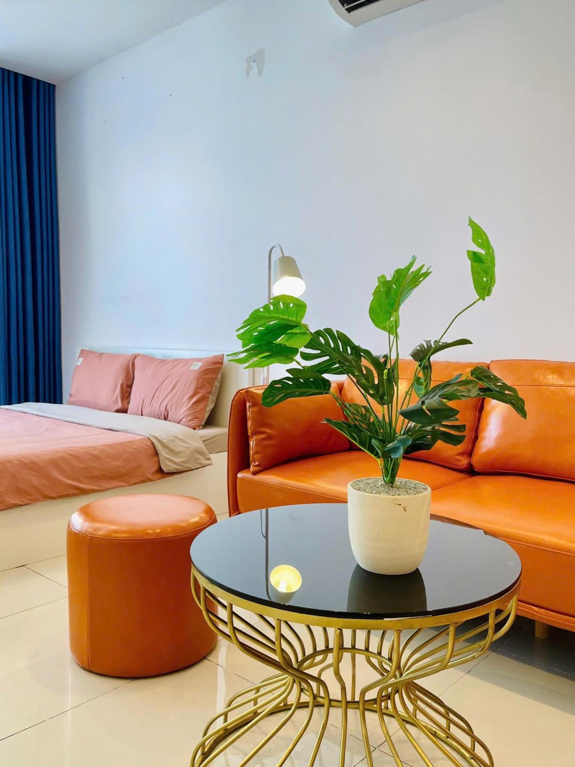 LeeVy Homestay Sky Center