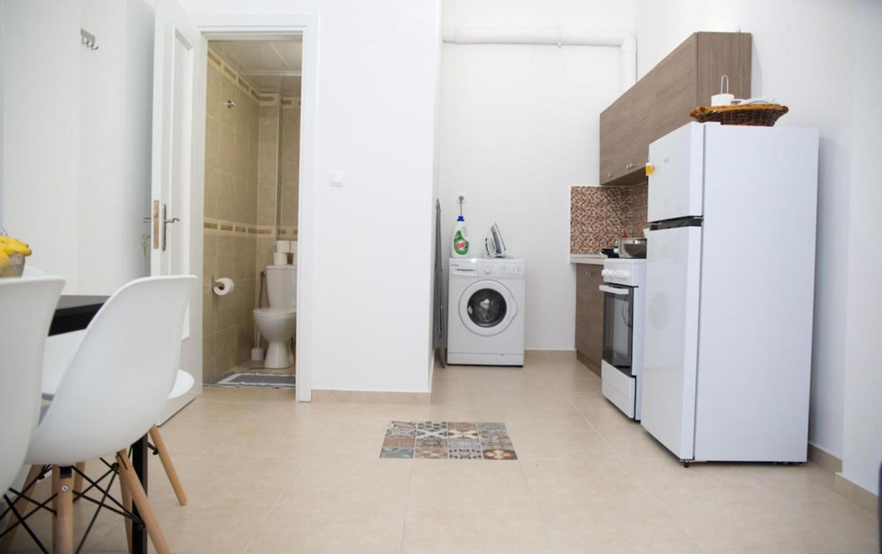 Aimou Studio's Apartment's