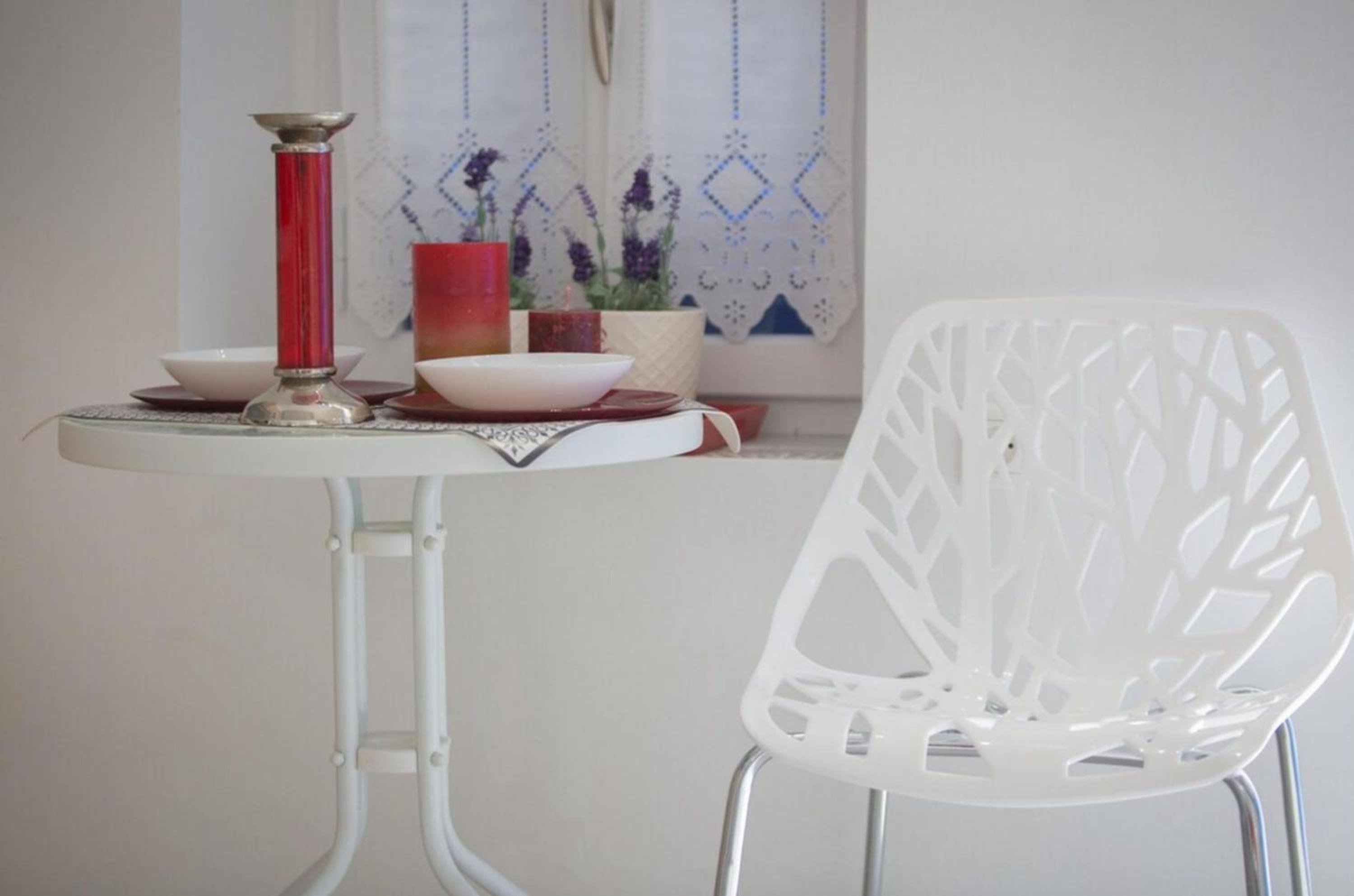 Aimou Studio's Apartment's