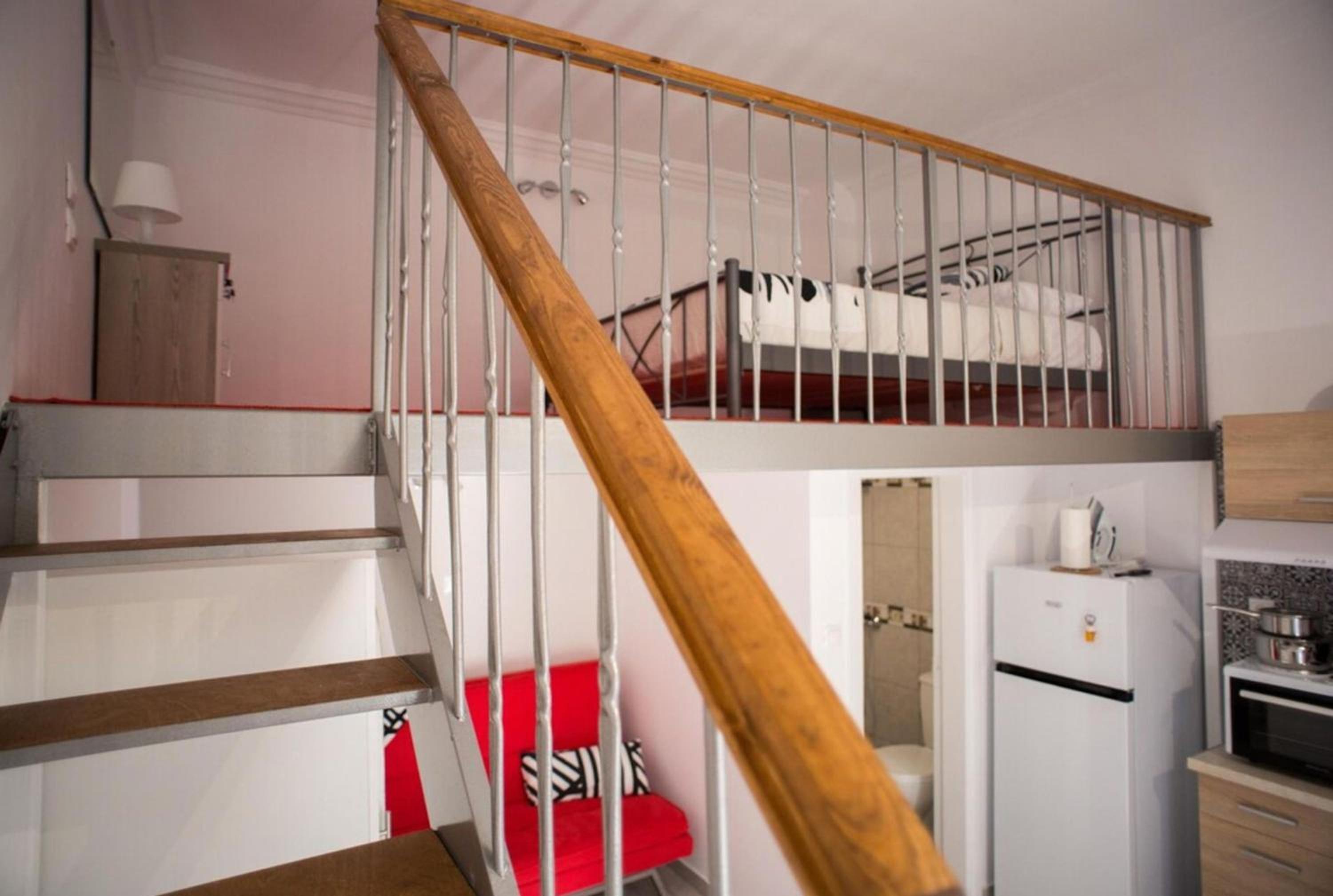 Aimou Studio's Apartment's