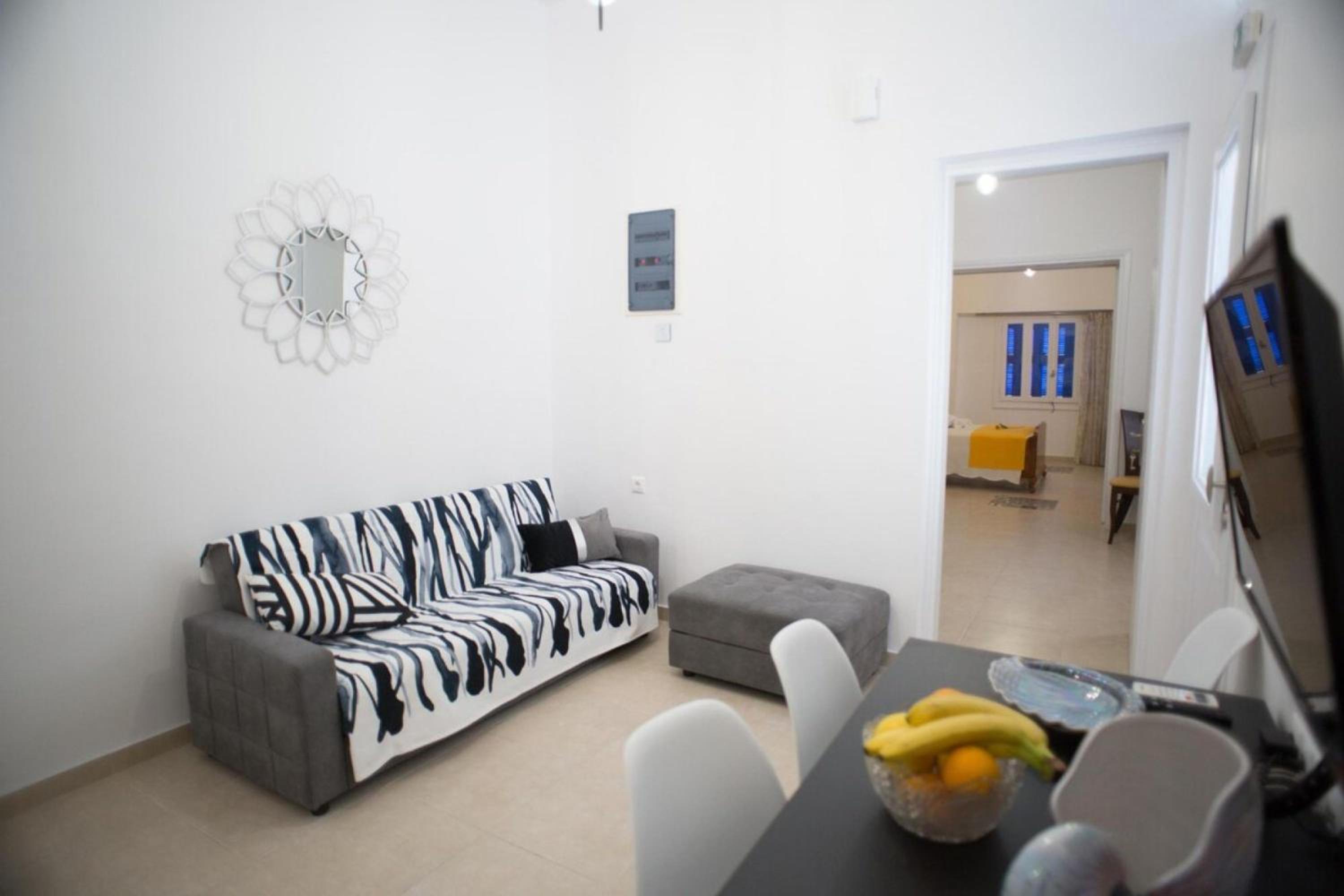 Aimou Studio's Apartment's