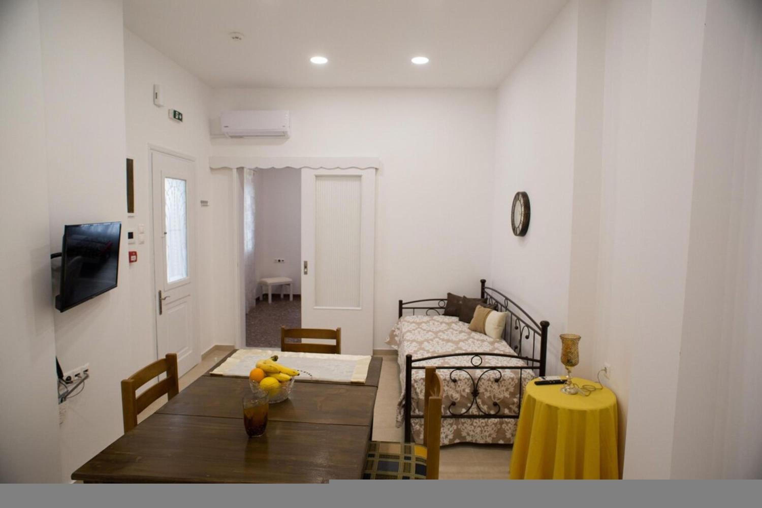 Aimou Studio's Apartment's