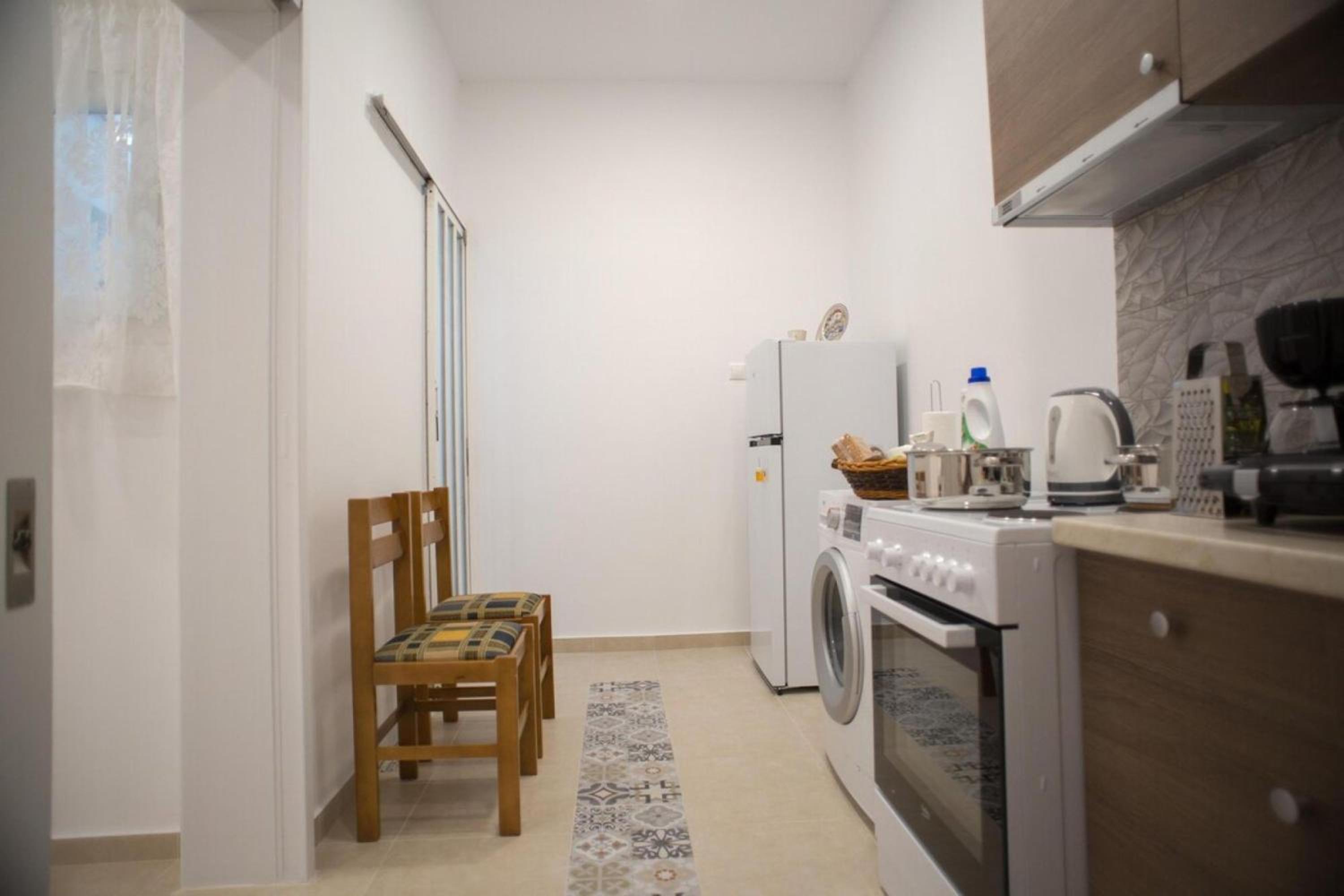 Aimou Studio's Apartment's