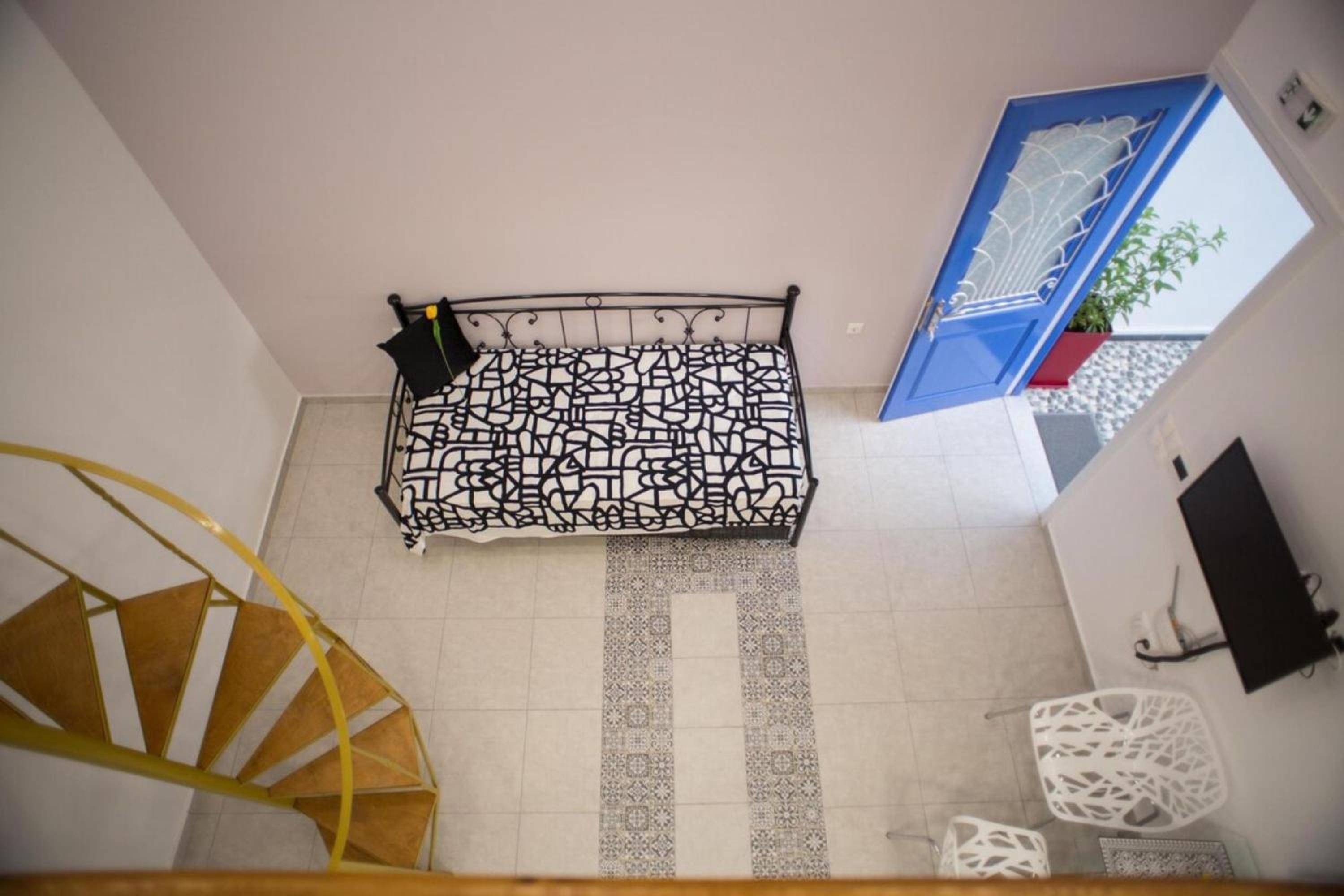 Aimou Studio's Apartment's