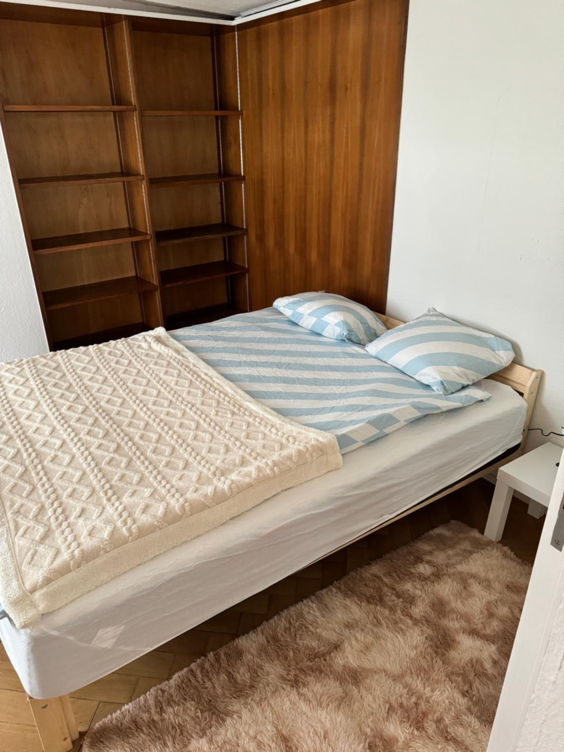 Cozy City Center, 4 Bedroom, New Kitchen, 120sq, 5min walk to Main Station