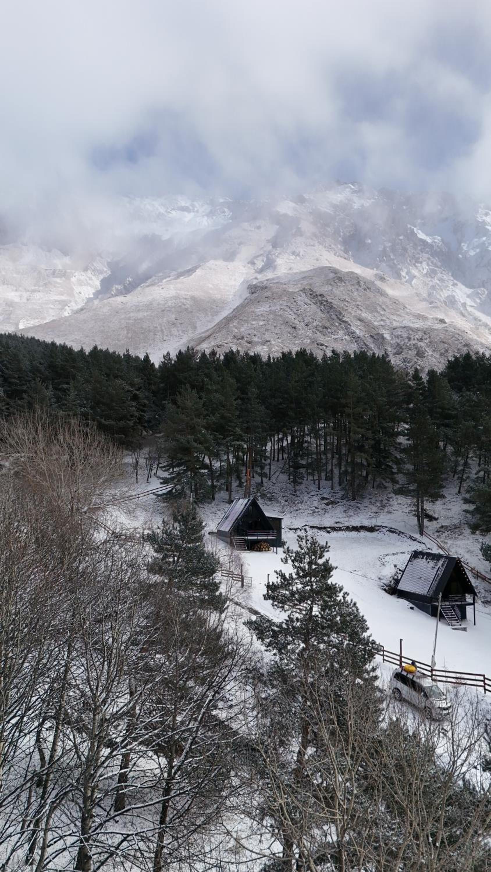 Mountain Waltz by Elia Glamping