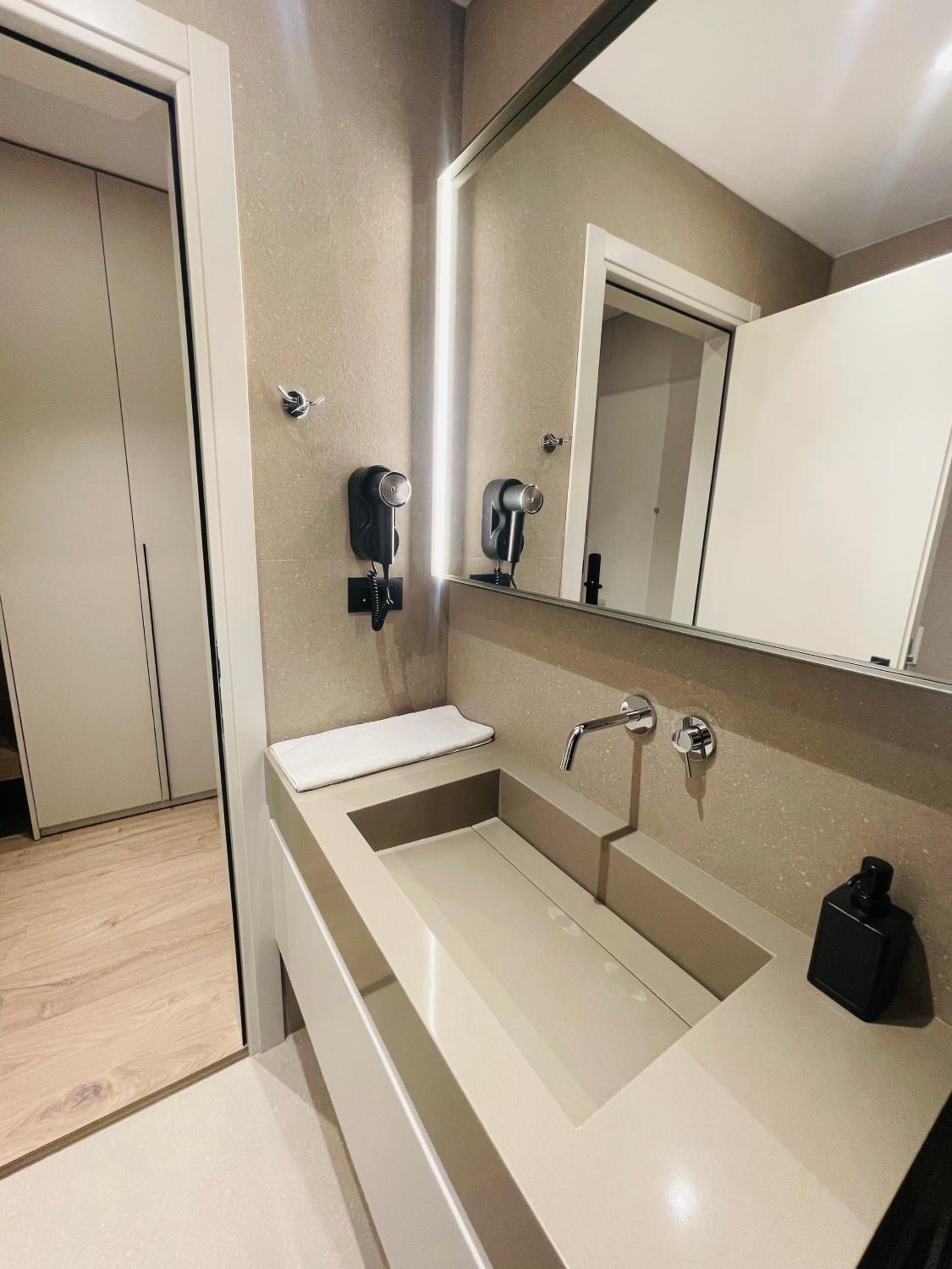 Two Steps Apartments Tirana