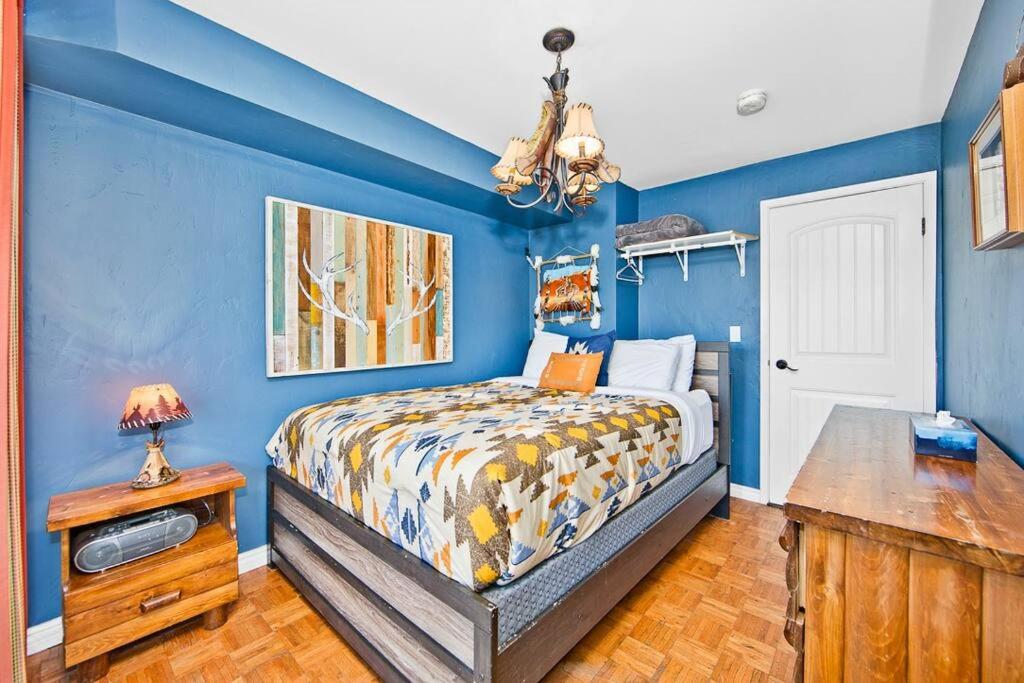 Blue Mountain Chalet by Southwestern Chalets