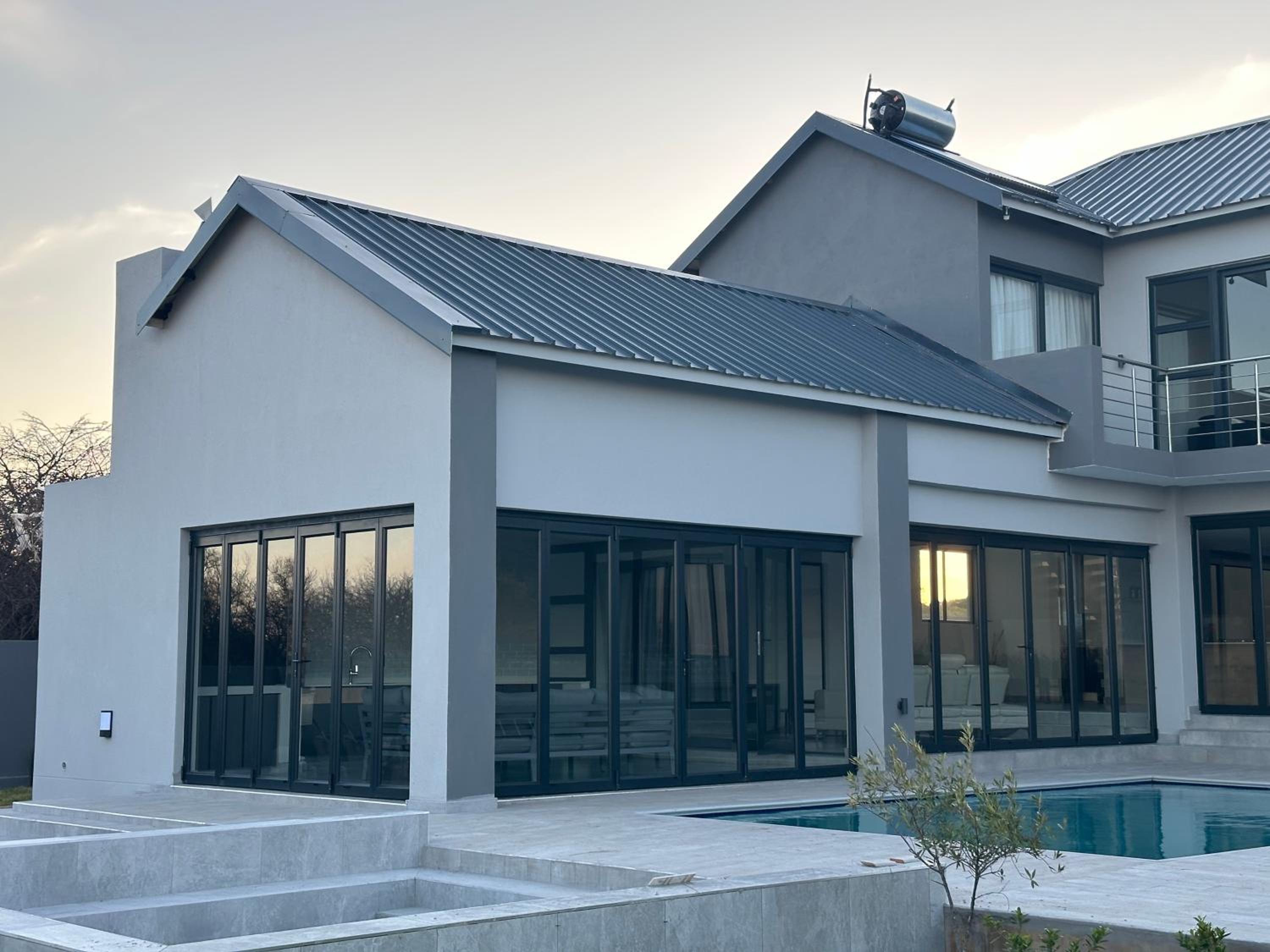 VENNIC HOUSE 186 Euphoria view 3